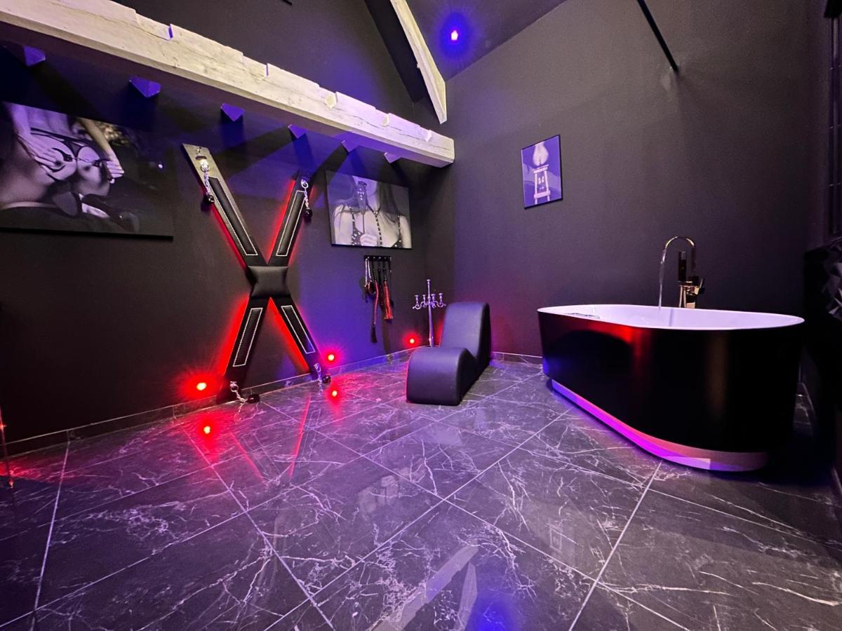 Loveroom De Luxe - Theme 50 Nuances De Grey Maison Privative Spa Insolite Douchy-les-Mines Zewnętrze zdjęcie